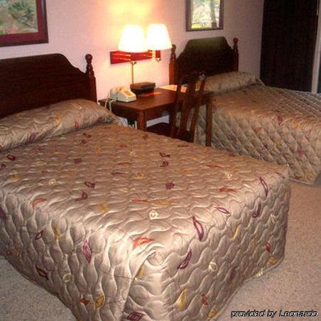 Rime Garden Inn & Suites Irondale Rum bild