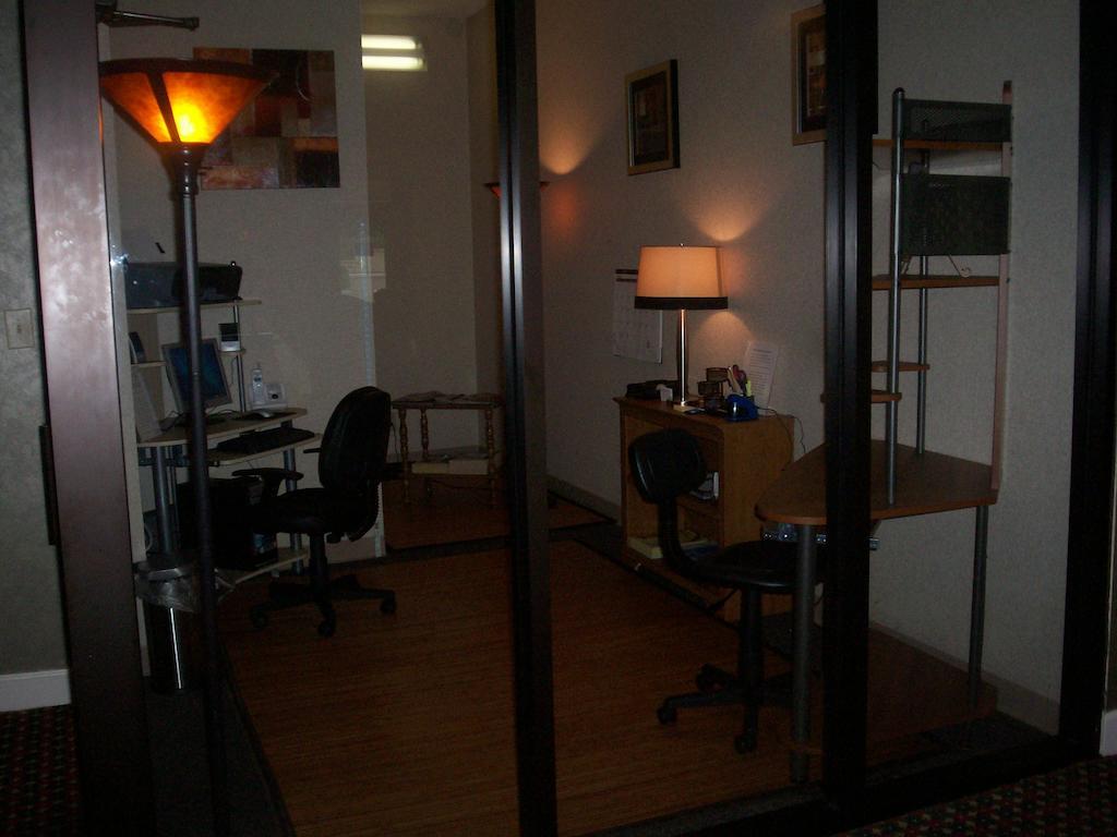 Rime Garden Inn & Suites Irondale Exteriör bild